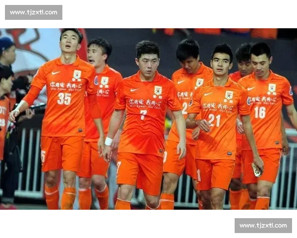 鲁能不敌国安赛场失利暴露短板球迷热议未来走向调整与反思成败关键